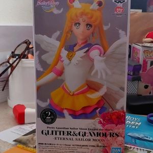 Eternal Sailor Moon figure